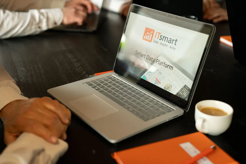 Laptop met ITsmart Smart Data Platform-presentatie